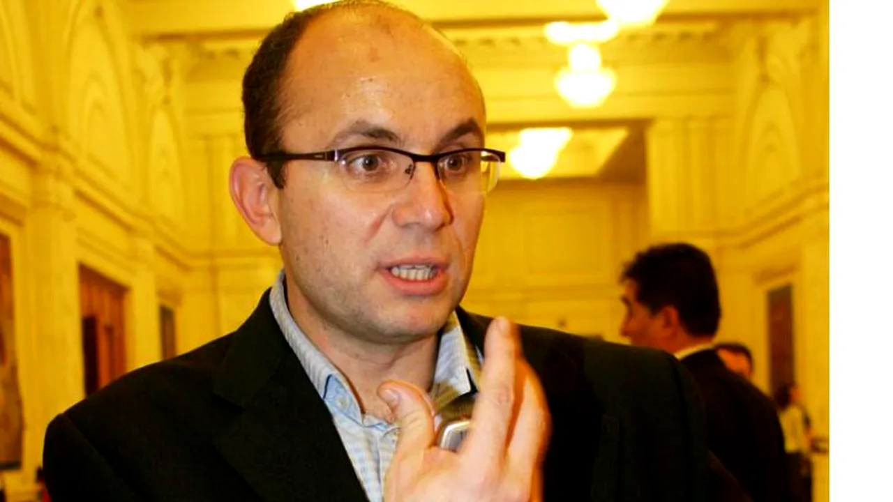 Cozmin Gușă a răbufnit! “Neam-prostia, la putere-n România!” Ce l-a scos din sărite pe cunoscutul consultant politic