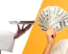 Ce salariu încasează o româncă în America, lucrând ca ospătar. Cât ajunge să câștige într-o singură zi de muncă