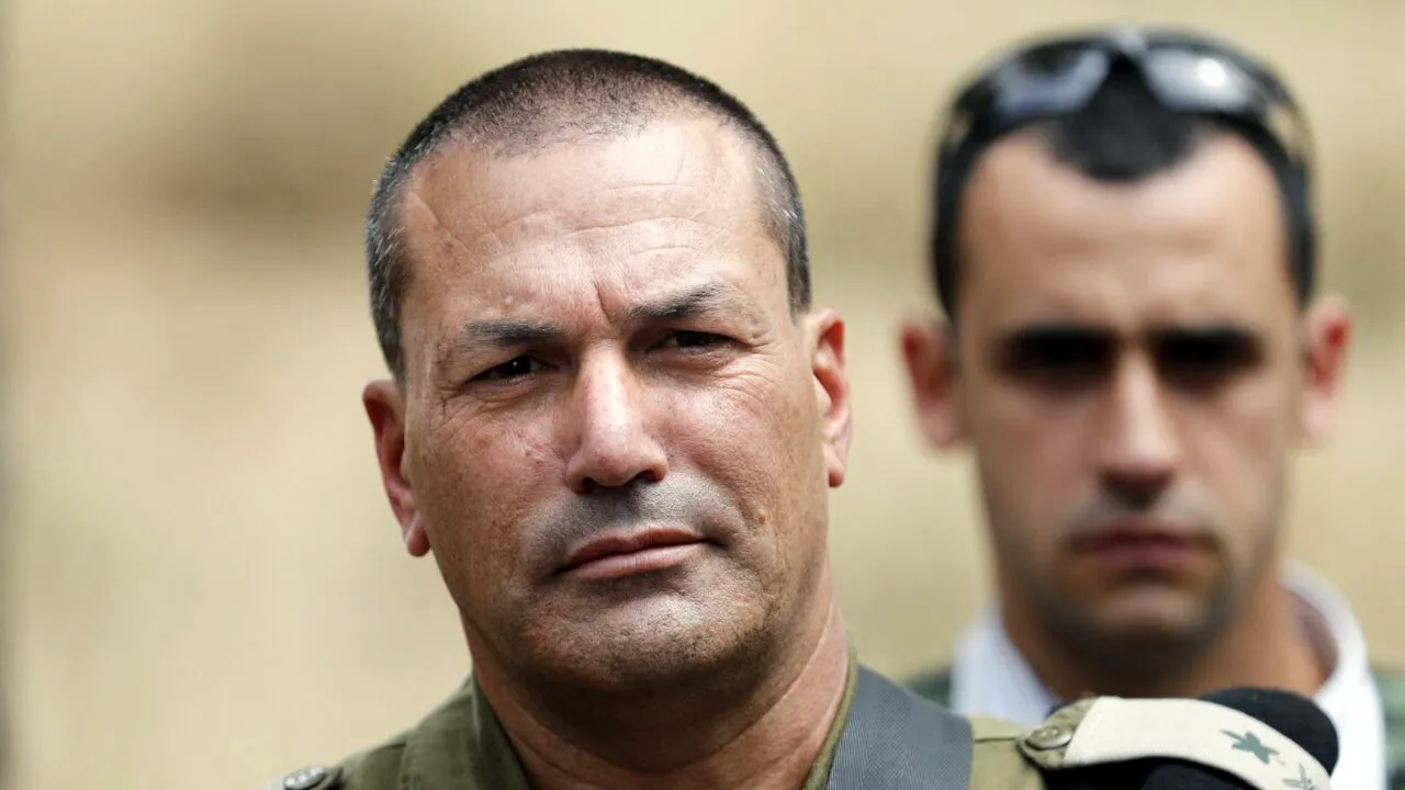 Oficial israelian: Netanyahu ar trebui să accepte un acord privind eliberarea ostaticilor / Zeci de morți după un atac asupra unui spital în Gaza