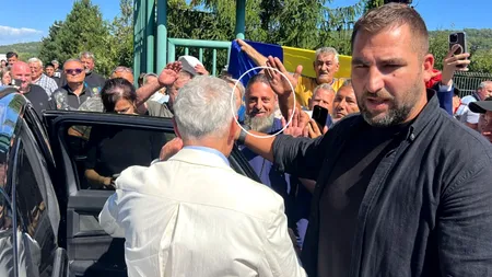 Cațavencii: Uite popa, nu e popa!