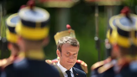 Liderul partidului de extremă-stânga Franța Nesupusă îl acuză pe Macron de 