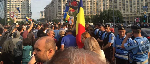 Peste 2.000 de persoane au protestat în București față de Coaliția PSD-ALDE. Alte câteva sute au ieșit pe străzi în țară. Mesajul lui Iohannis pentru manifestanți