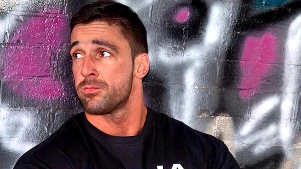 Merge de două ori pe zi la sală, dar nu este niciodată mulțumit. Ce secret ascunde acest bărbat
