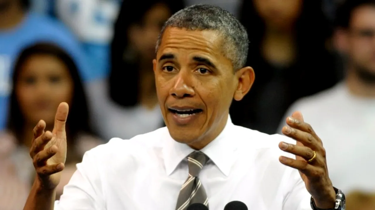 Barack Obama l-a felicitat pe Francois Hollande și l-a invitat la Casa Albă