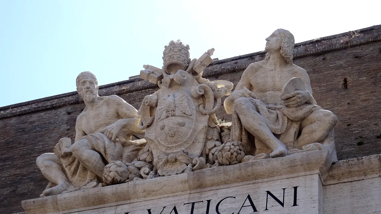 Vaticanul a demarat o anchetă internă de amploare privind 251 de presupuși pedofili care ar fi agresat minori între 1943 și 2018