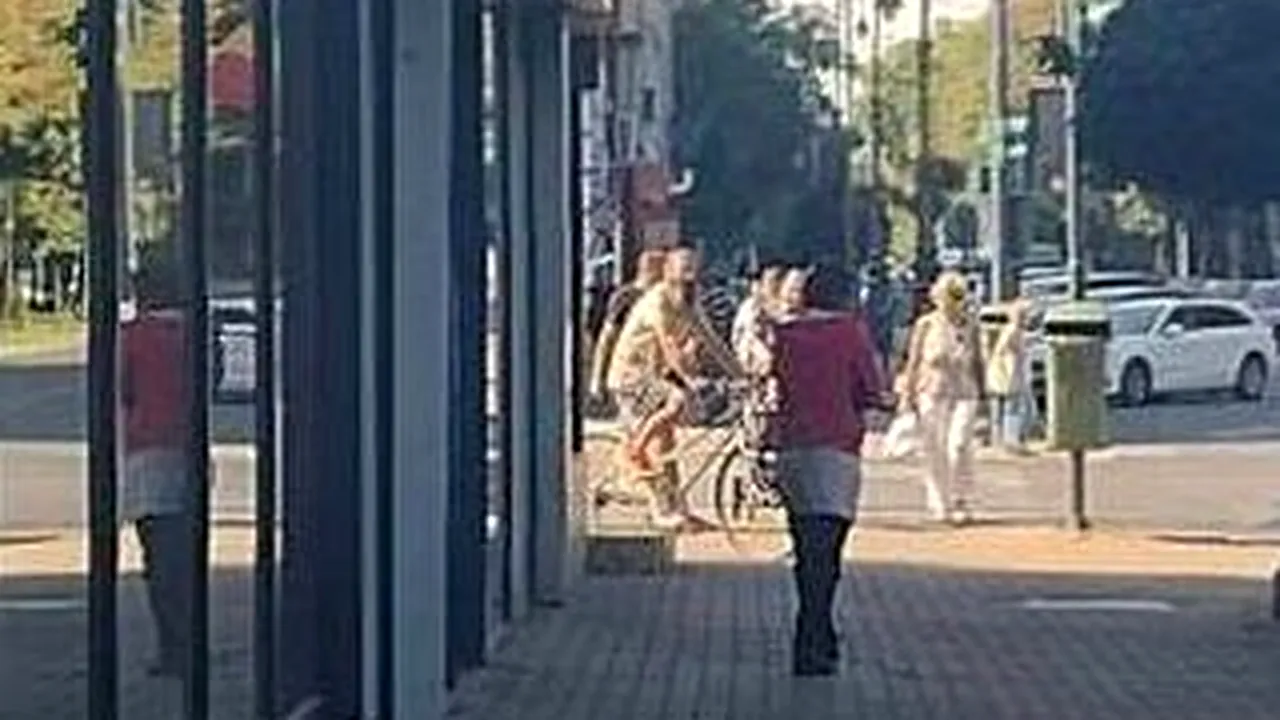 Femeie bolnavă psihic care agresează oamenii prin Arad, din nou liberă. A fost internată doar trei zile la psihiatrie: „Să aveți mare grijă la doamna”