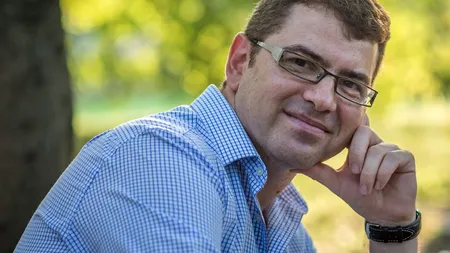 Scriitorul Cosmin Neidoni: „A scrie literatură înseamnă a fi capabil de a capta și transmite emoție umană”