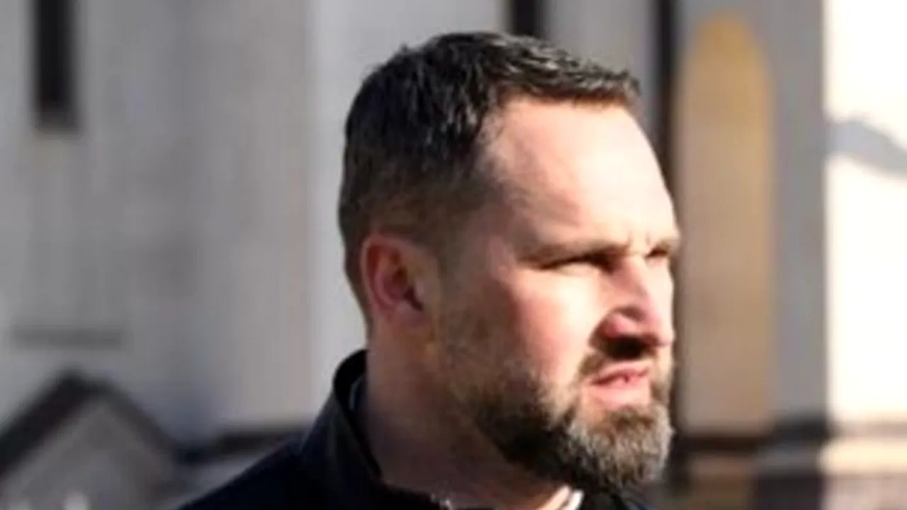 Deputatul Mihai Lasca, intrat în Parlament pe listele AUR, condamnat la închisoare pentru că a bătut un șofer. Ce l-a obligat instanța să facă pentru a nu fi încarcerat