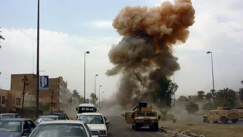 Americanii, ținte vii în Irak! Tir de rachete asupra sediului din Bagdad al companiei Sallyport! (VIDEO)