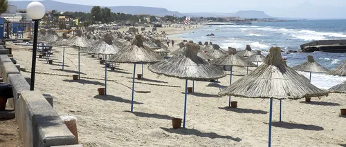 Grecia redeschide plajele private și muzeele