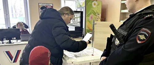 O femeie din Rusia a fost condamnată la închisoare după ce a scris ”Nu războiului” pe buletinul de vot