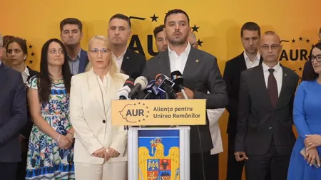 AUR depune MOȚIUNEA de cenzură împotriva Guvernului Bolojan / Dezbaterea și votul vor fi luni, 14 iulie