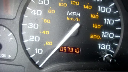 Cum poți să-ți dai seama dacă a fost dat înapoi KILOMETRAJUL unei mașini