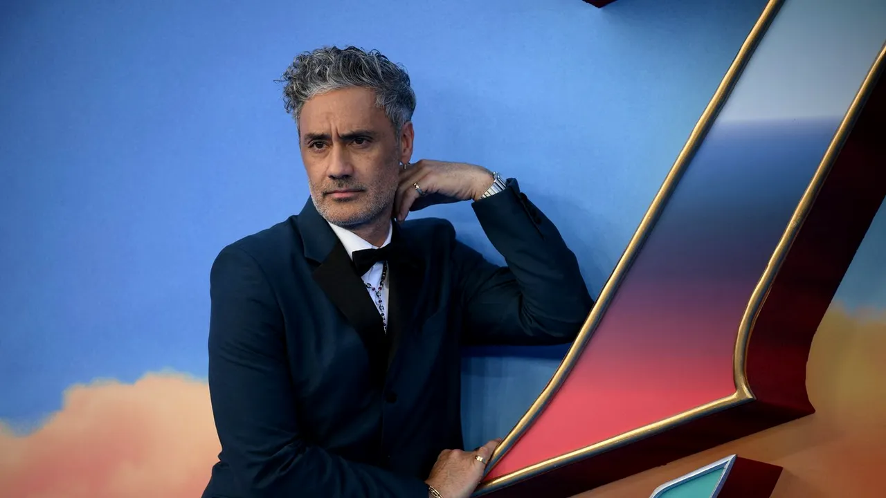 Taika Waititi este în discuții pentru a juca în propriul film „STAR WARS”