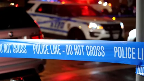 Incident armat la New York. Două femei și un copil, răniți într-un schimb de focuri (VIDEO)