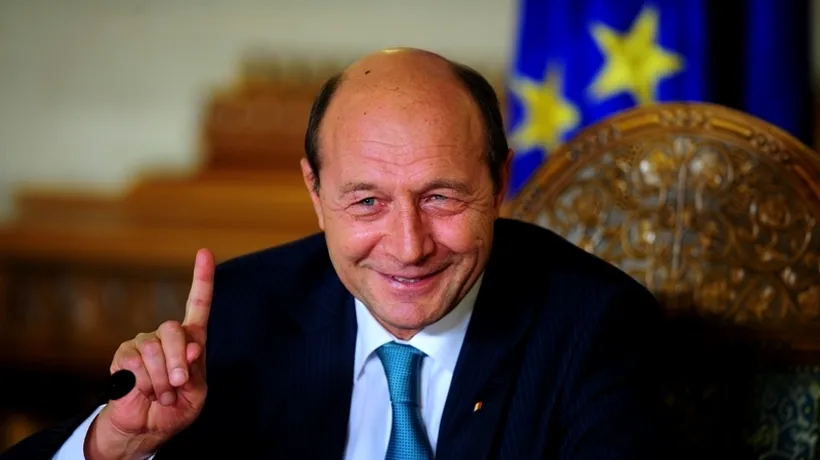 Băsescu are o completare pentru școala scoate tâmpiți: Nu-s chiar toți