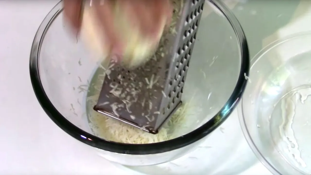 Leguma care poate provoca inclusiv CANCER, dacă este reîncălzită. Românii o consumă foarte des