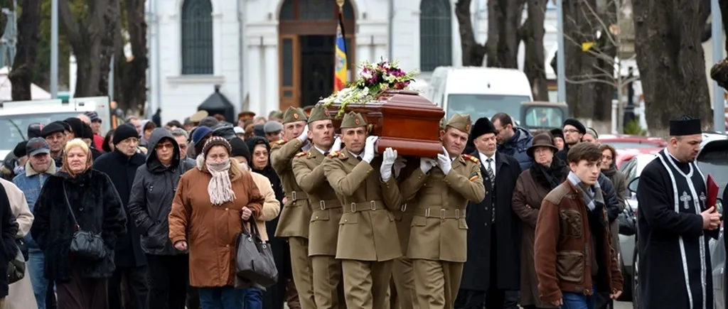 Actrița Irina Petrescu a fost înmormântată, vineri, cu onoruri militare
