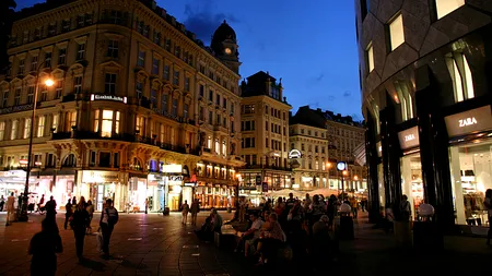 Un austriac în stare de ebrietate a tras 30 de focuri de armă pe o stradă din Viena