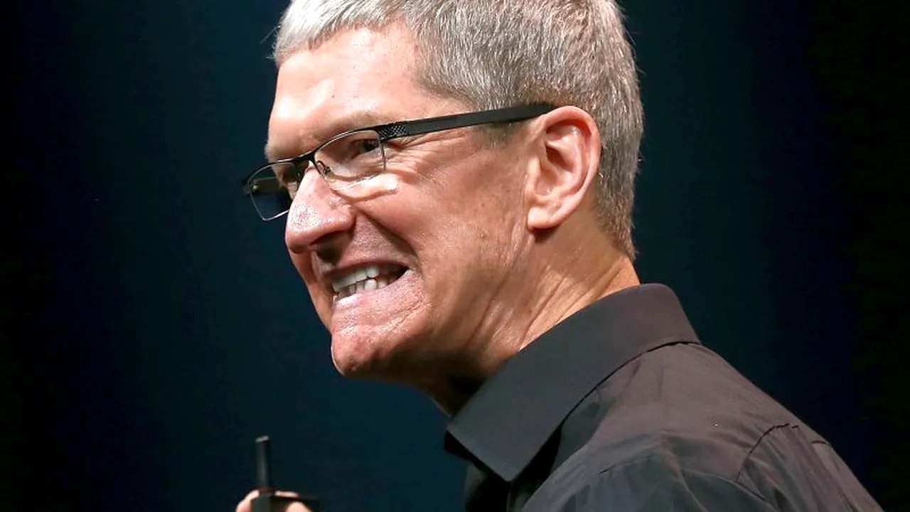 Pachetul salarial al CEO-ului Apple a scăzut cu 99% în 2012