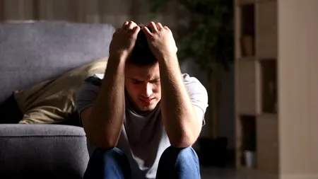 Un tată își strigă durerea către CERURI după ce fiul lui a pierdut lupta cu viața după un diagnostic rar și mortal: „Suntem devastați”