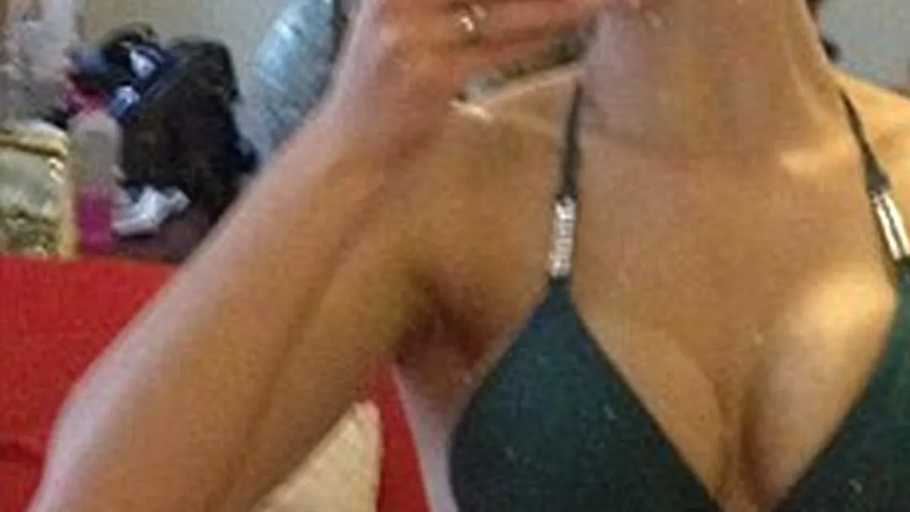 GALERIE FOTO. Caporalul britanic care participă la concursuri de bodybuilding. 