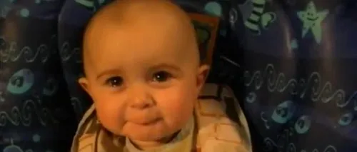 VIDEO. Reacția impresionantă a unui bebeluș de 10 luni când își aude mama cântând