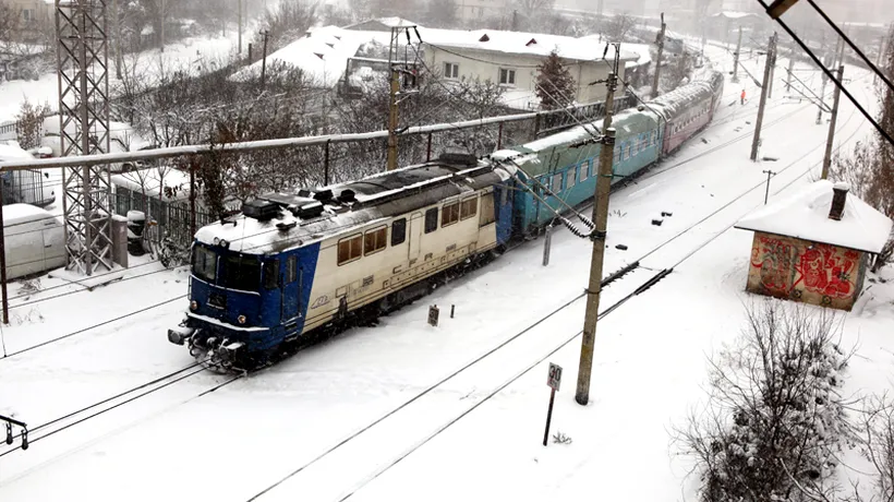 Cinci trenuri care circulă în județul Timiș sunt anulate din cauza zăpezii 