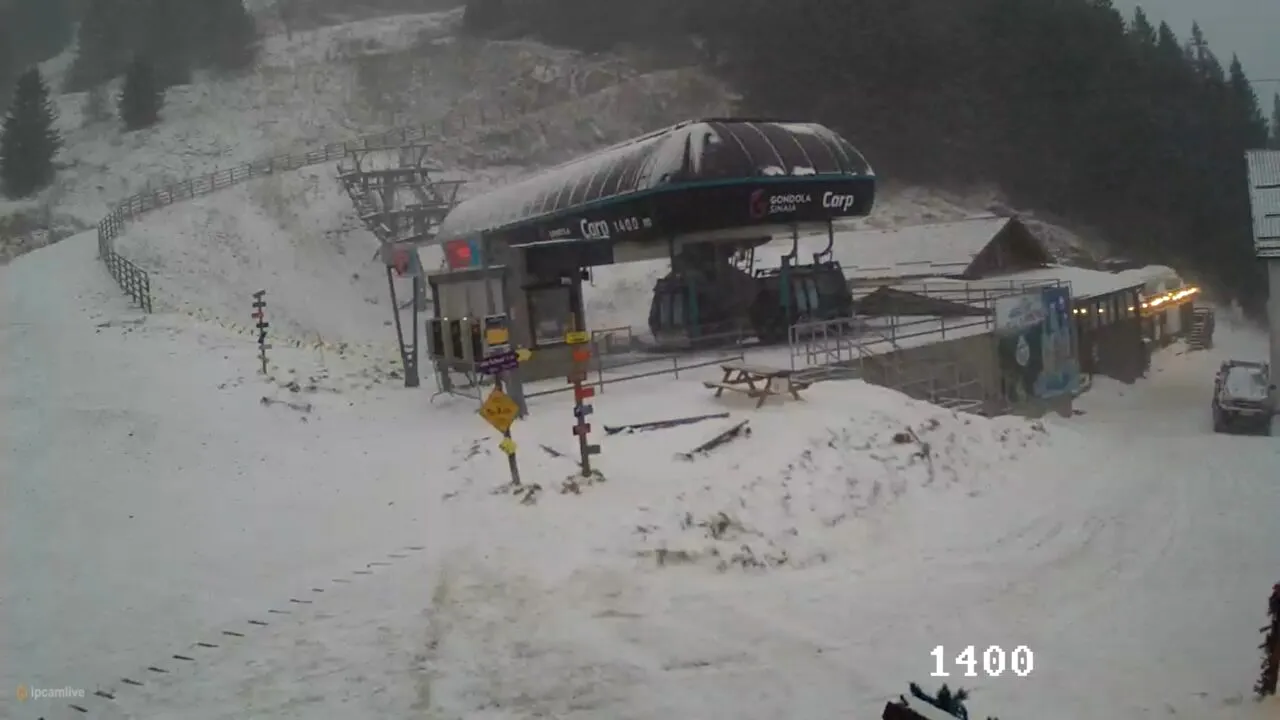 Frigul de noaptea trecută a blocat tot în Valea Soarelui-Sinaia. Instalaţii, ţevi, rezervoare au devenit nefuncţionale la -25 grade