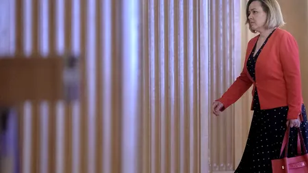 Ce a răspuns Carmen Dan când a fost întrebată dacă îl va vizita pe Dragnea la închisoare