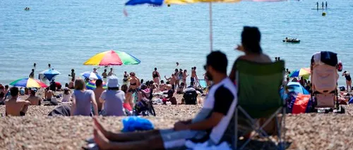 Litoralul românesc ar putea avea parte de plaje publice. „E anormal ca un şezlong să coste cât o noapte de cazare”