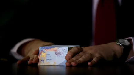 Filip: Cardul național de sănătate ar putea fi folosit de pensionari și la validarea călătoriei 