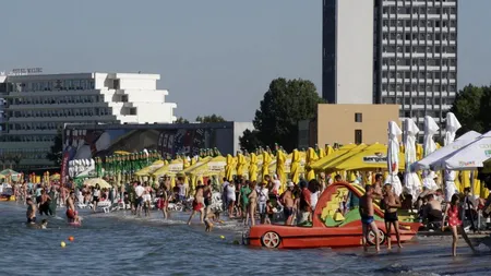 Un bărbat și fetița sa de cinci ani s-au înecat în mare, la Mamaia