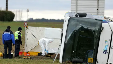 O elevă a murit și alte 20 de persoane au fost rănite, în accidentul unui autobuz școlar, în FRANȚA/ Șoferul, suspectat de consum de droguri