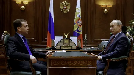 Medvedev se declară pregătit să revină la Kremin. 