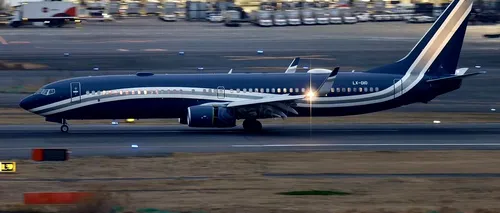 FOTO | Cum arată avionul cu care a călătorit președintele <i class='ep-highlight'>Klaus</i> <i class='ep-highlight'>Iohannis</i> în Asia
