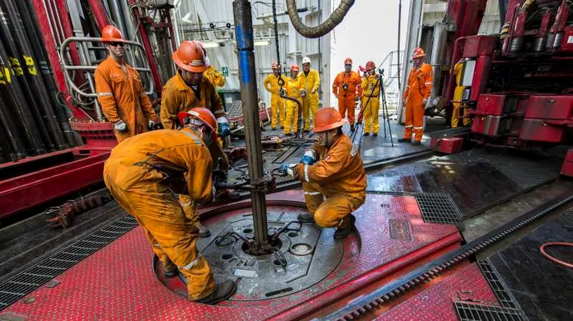 Prețul petrolului a atins cel mai scăzut nivel din ultimii 5 ani