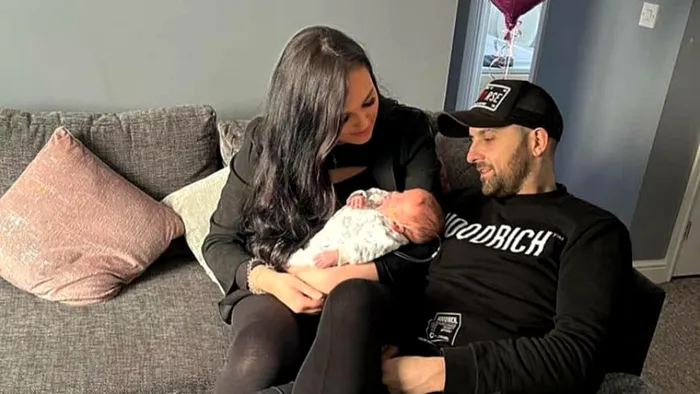 Miracol: O fetiță a supravieţuit deşi avea mai puțin de 10 % şanse / Sursa foto: Facebook RACHEL STONEHOUSE