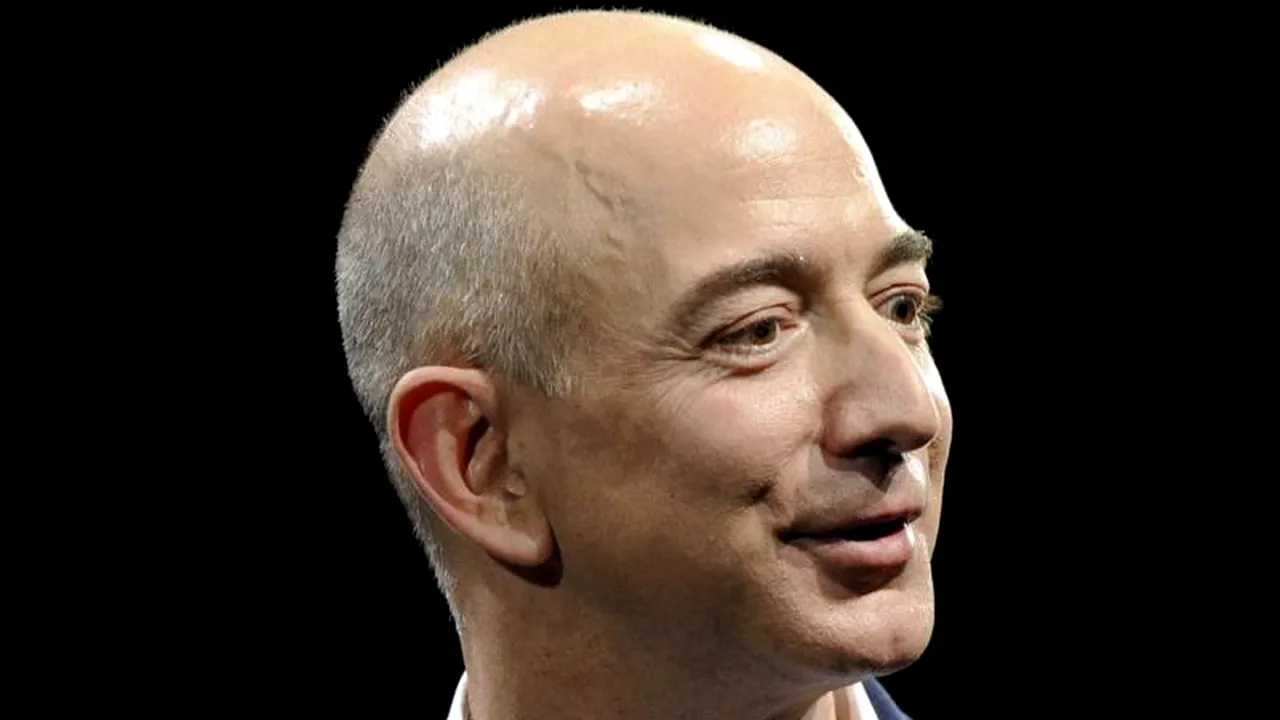 La cât a ajuns salariul unui angajat din depozitele Amazon pe timp de epidemie de coronavirus