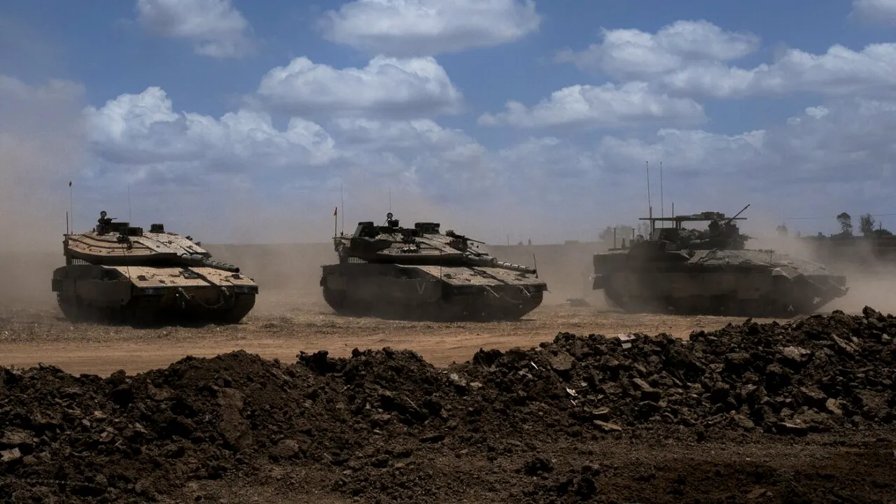 Presa din Liban: „TANCURILE israeliene au pătruns în suburbiile localității Khiam”