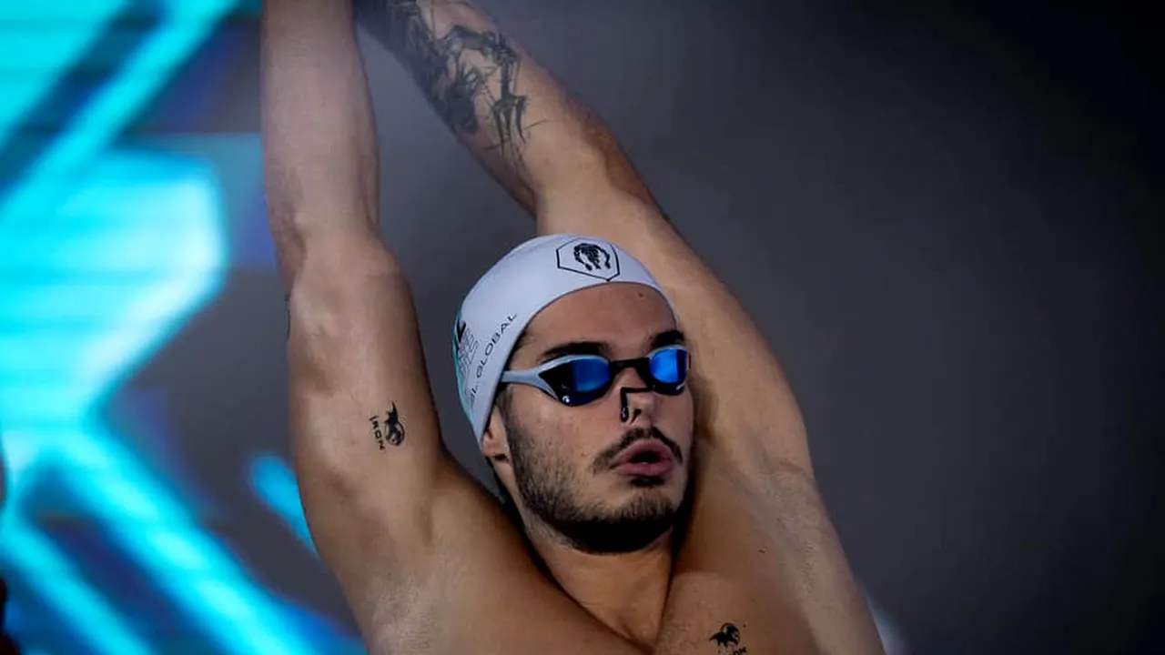 Robert Glință s-a calificat în semifinalele probei de 50 m spate, la Campionatul Mondial de Natație
