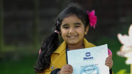 La 4 ani, inclusă în MENSA. Cine este fetița cu un IQ comparabil cu al lui Einstein