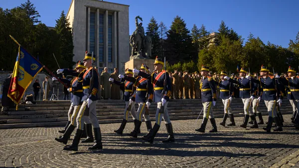 Proiect de lege: Fără locuințe de serviciu pentru pensionarii speciali din MApN, MAI și Justiție. Unde s-a blocat inițiativa