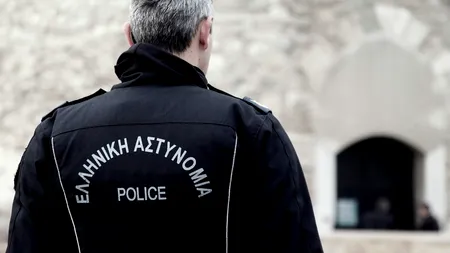 Patru polițiști greci, puși sub acuzare pentru violențe împotriva migranților