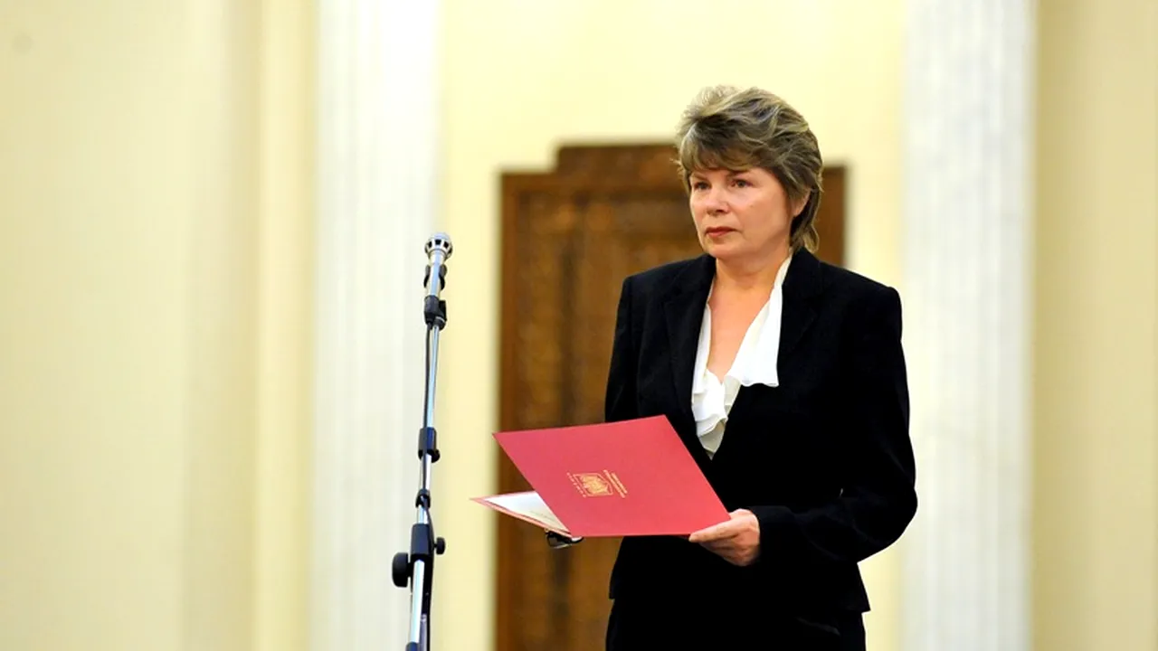 Mesajul lui Băsescu pentru Pivniceru: 