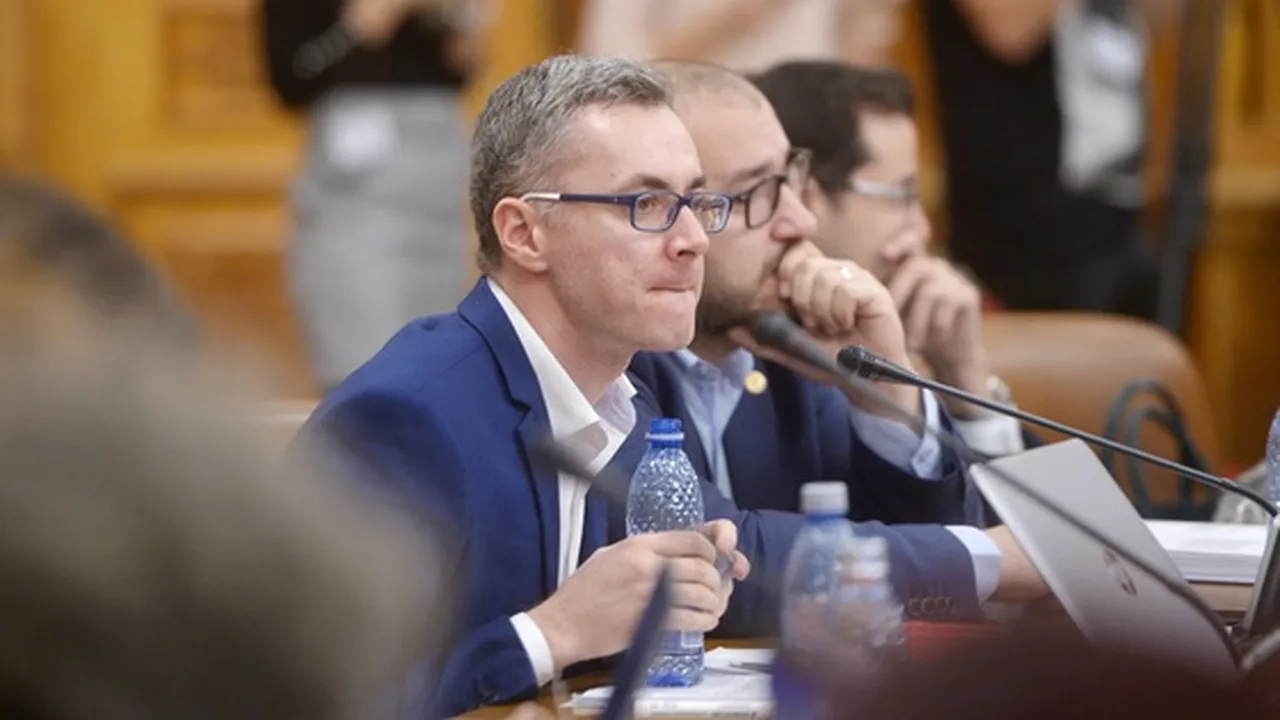 Pedeapsă dură pentru USR, după ce invitații uniunii au protestat în Camera Deputaților