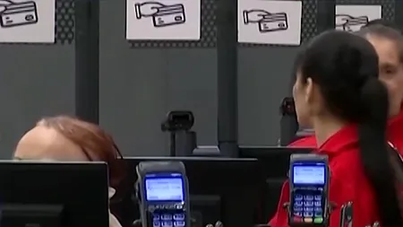 Femeile generează aproape 60% din TRANZACȚIILE din retail-ul românesc. Familiile cu copiii contribuie cu aproape 35% din vânzări