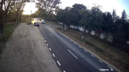 VIDEO | Accident mortal pe DN 54A. O tânără de doar 21 de ani a murit după ce a fost aruncată din mașină