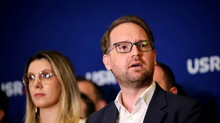 Dominic Fritz se pregătește să încaseze salariul de primar de la USR, după ce își va pierde mandatul. O spune chiar el. Nu e prima dată când USR-iștii devalizează conturile partidului pentru beneficii proprii. Și Ghinea avea 5.000 de euro de la partid