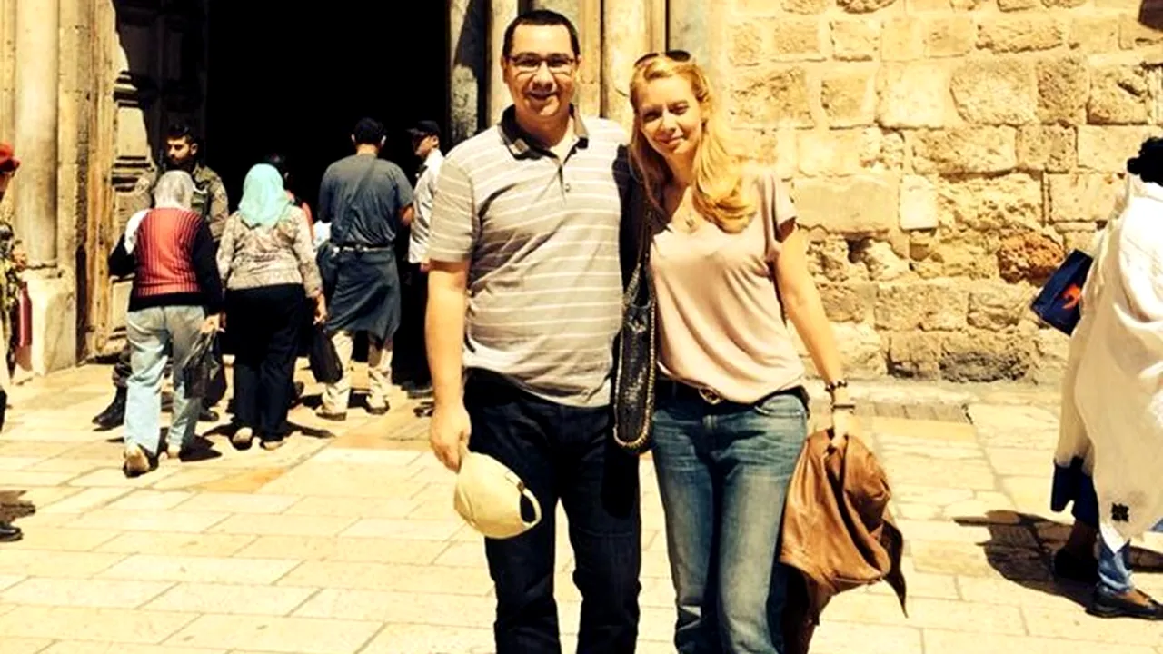 Motivul absenței lui Ponta de la întâlnirea cu baronii PSD. Premierul trimite vederi din străinătate